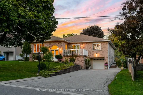 134 Hadrian Drive, ON M9W 1V4