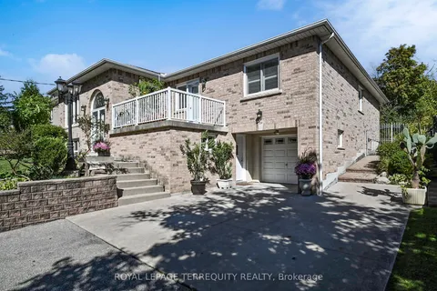 134 Hadrian Drive, ON M9W 1V4