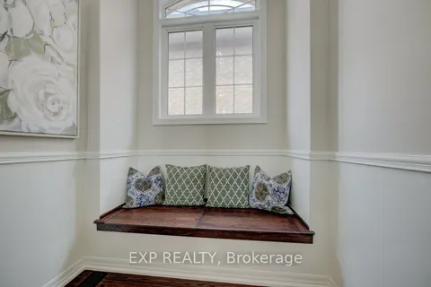 953 Gastle Way, ON L9T 0Z9