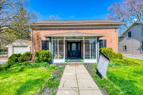 317 Queen Street, ON L5M 1M3