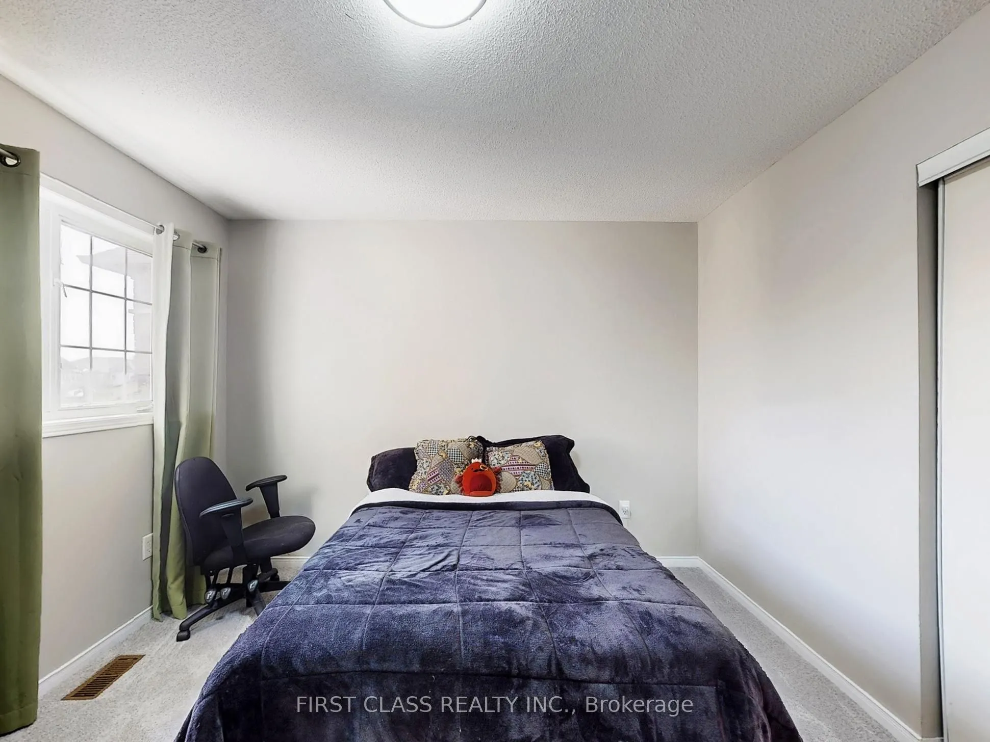 73 Porchlight Road, ON L6X 4S1