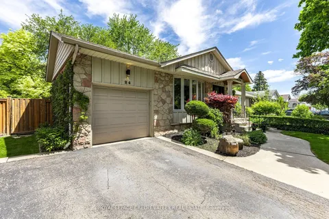 24 Ladore Drive, ON L6Y 1V5