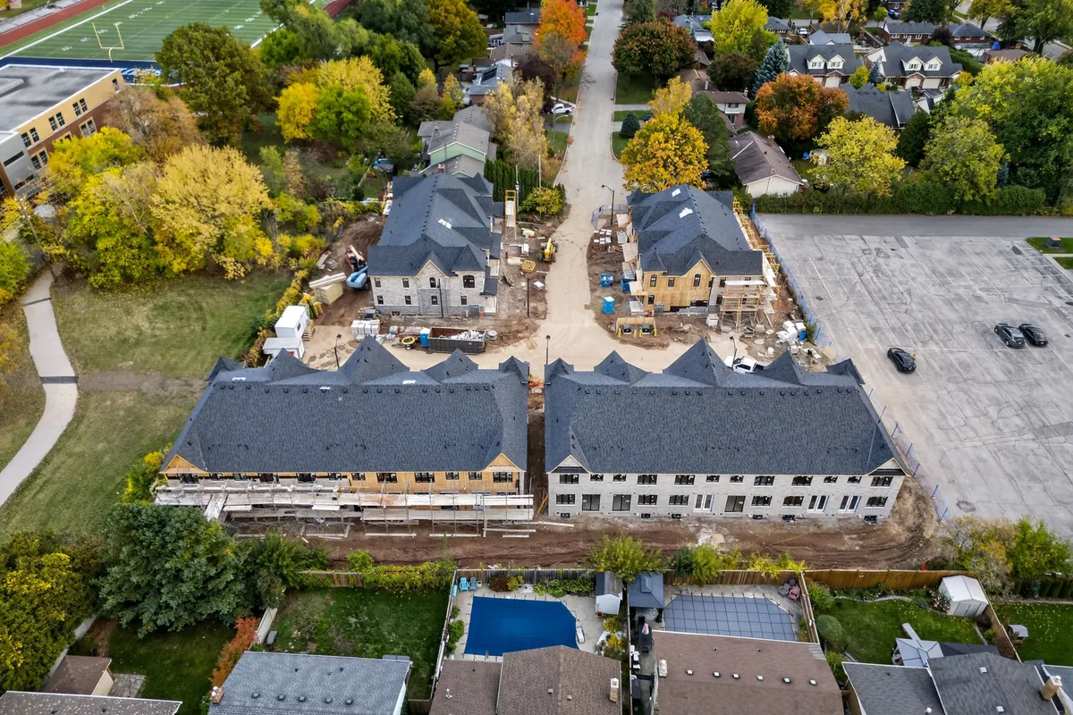 600 Maplehill Drive, ON L7N 2W3