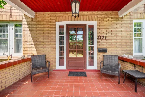 3175 Lakeshore Road, ON L6L 1J7