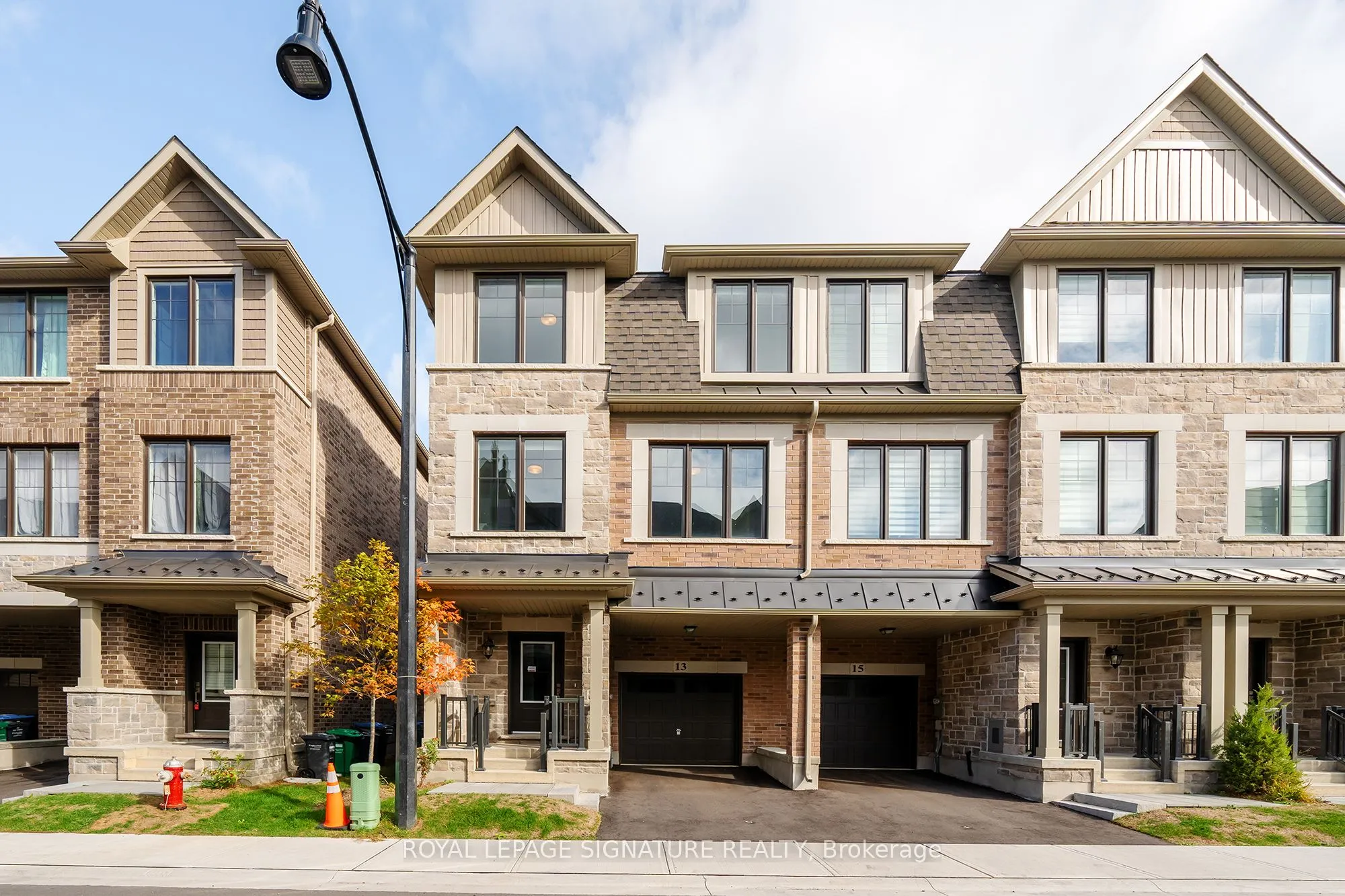 13 Folcroft Street, ON L6Y 0B6