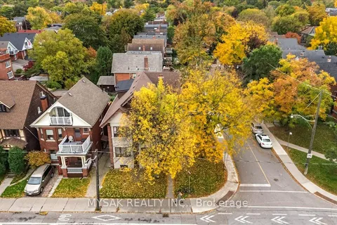 137 Annette Street, ON M6P 1N9