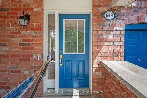 649 SPEYER Circle, ON L9T 0Y5