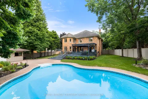 5103 Royal Mills Court, ON L5M 4X9