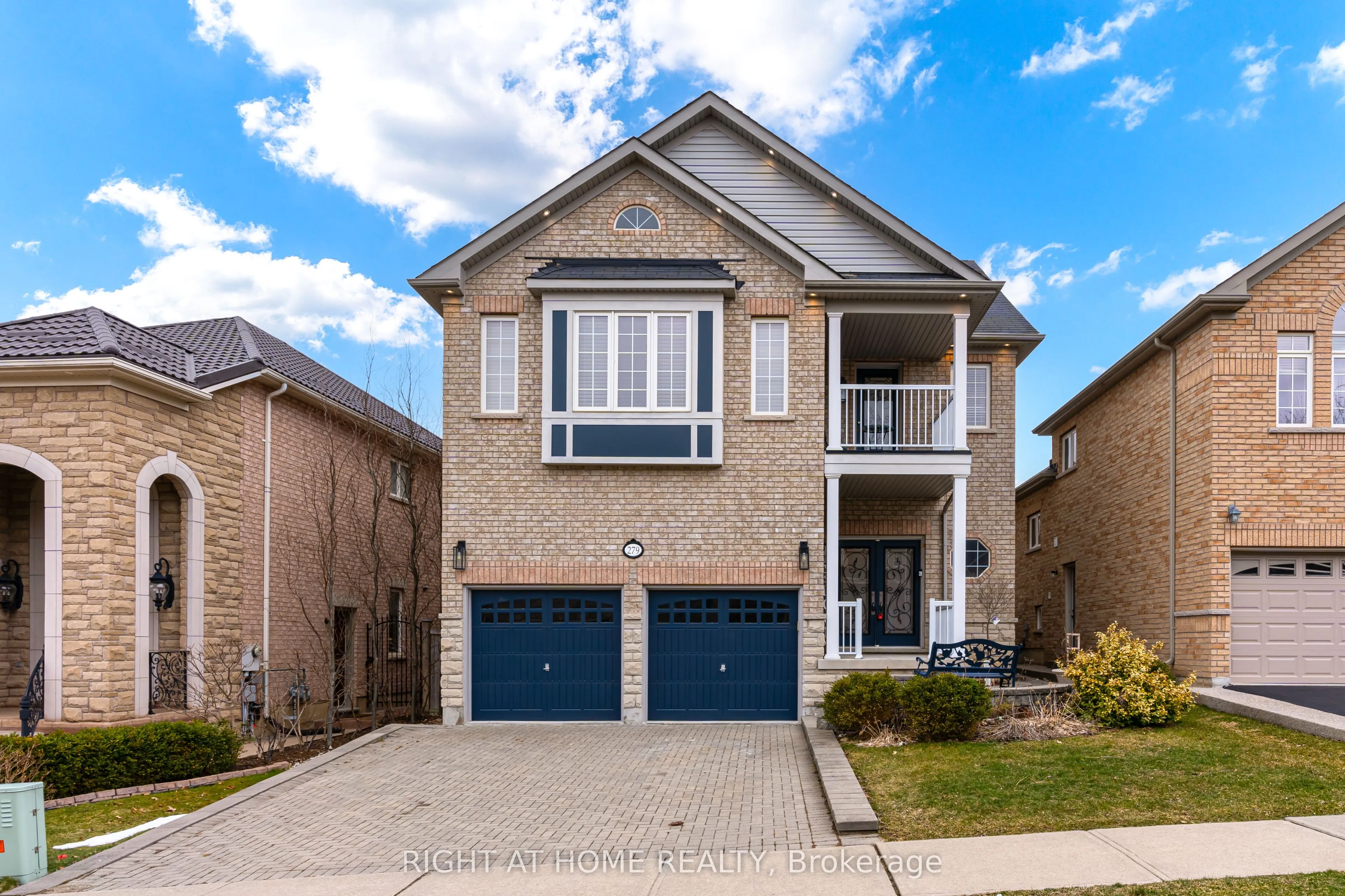 279 Eaton Street, ON L7G 6N8