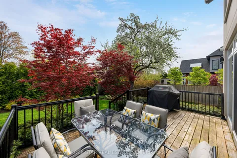 443 Seabourne Drive, ON L6L 4E9