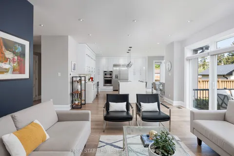 443 Seabourne Drive, ON L6L 4E9