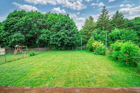 3070 Nawbrook Road, ON L4X 2V5