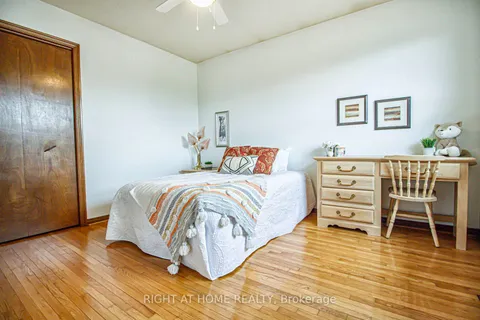 3070 Nawbrook Road, ON L4X 2V5