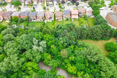 3070 Nawbrook Road, ON L4X 2V5