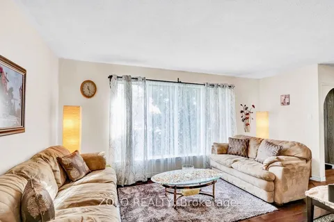 129 Folkstone Crescent, ON L6T 3M6