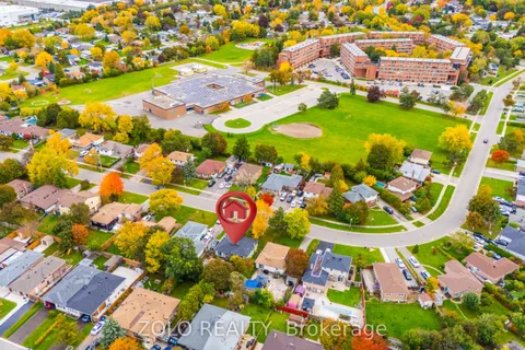 129 Folkstone Crescent, ON L6T 3M6