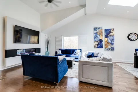 4280 Flitter Court, ON L5L 2H8