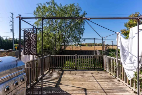 6 Meadowlark Drive, ON L7G 6N2