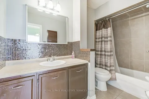 1232 Napier Crescent, ON L6H 2A4