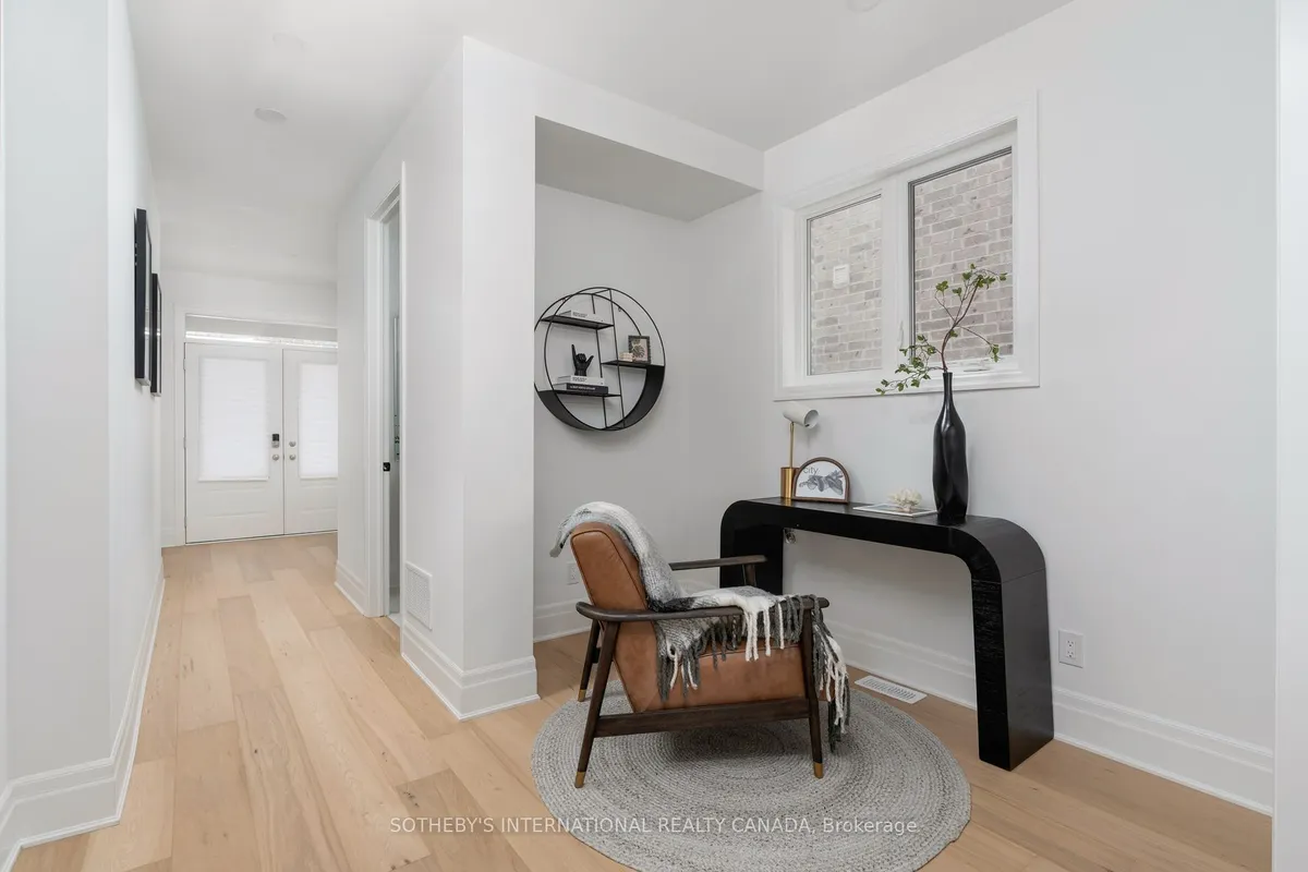 1556 Cookman Drive, ON L9E 2A7