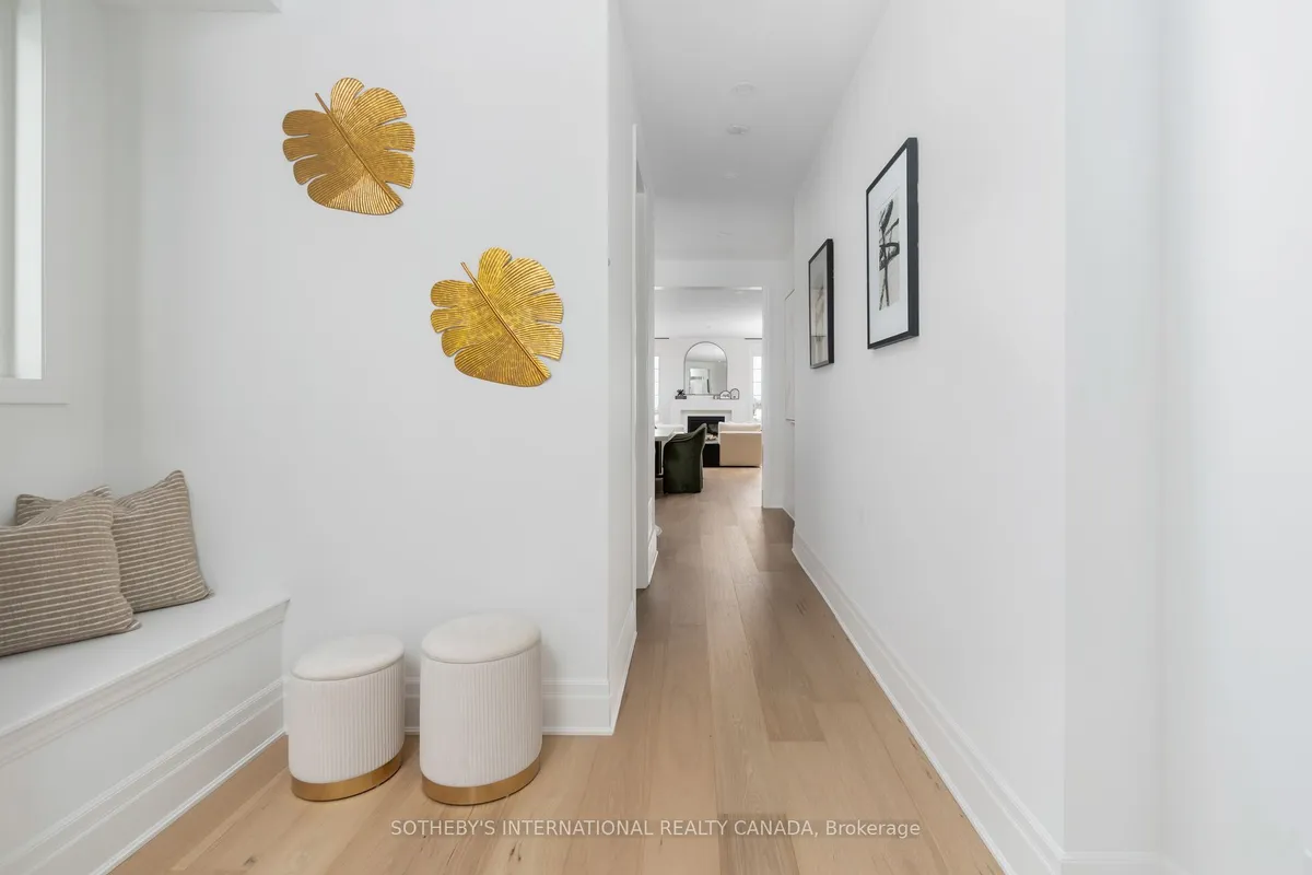 1556 Cookman Drive, ON L9E 2A7