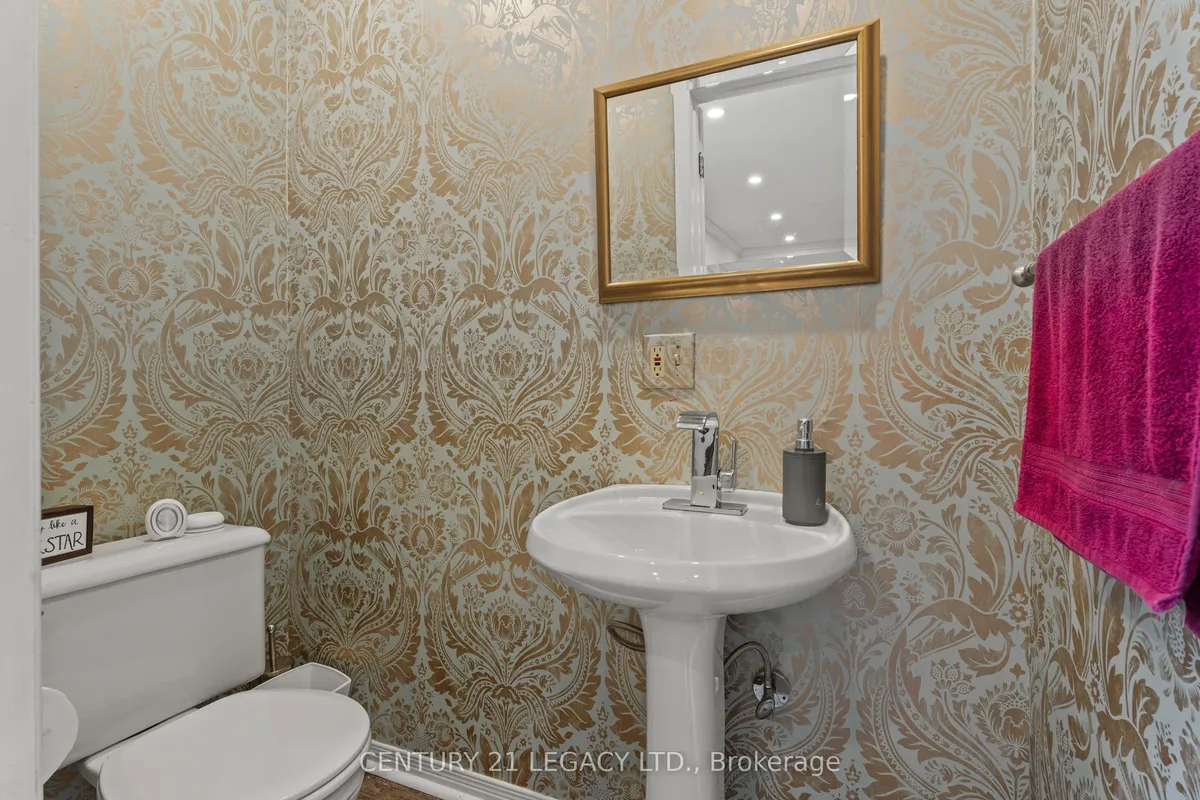 299 PINEGROVE Road, ON L6K 3P8