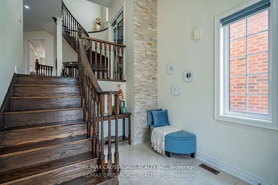 119 Russell Creek Drive, ON L6R 0B3