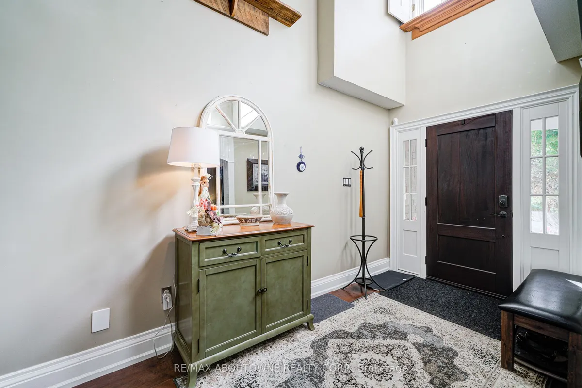 2193 Meadowland Drive, ON L6H 6H2