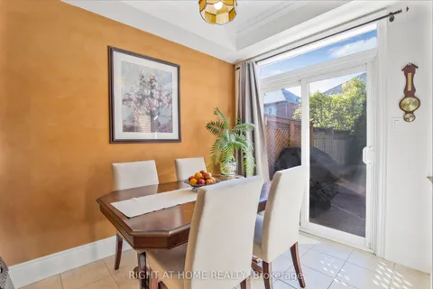 3351 Hayhurst Crescent, ON L6L 6T8