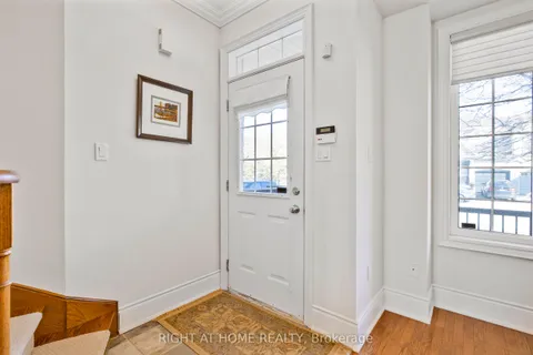 3351 Hayhurst Crescent, ON L6L 6T8