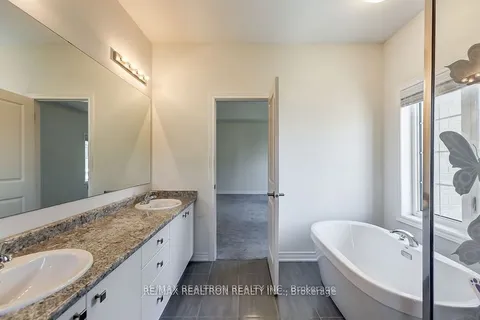 44 Brent Stephens Way, ON L7A 0C3