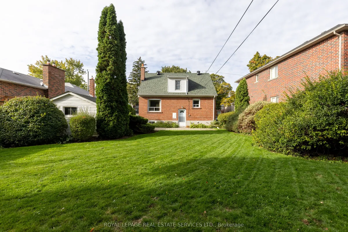 15 Burnelm Drive, ON M9B 4N2