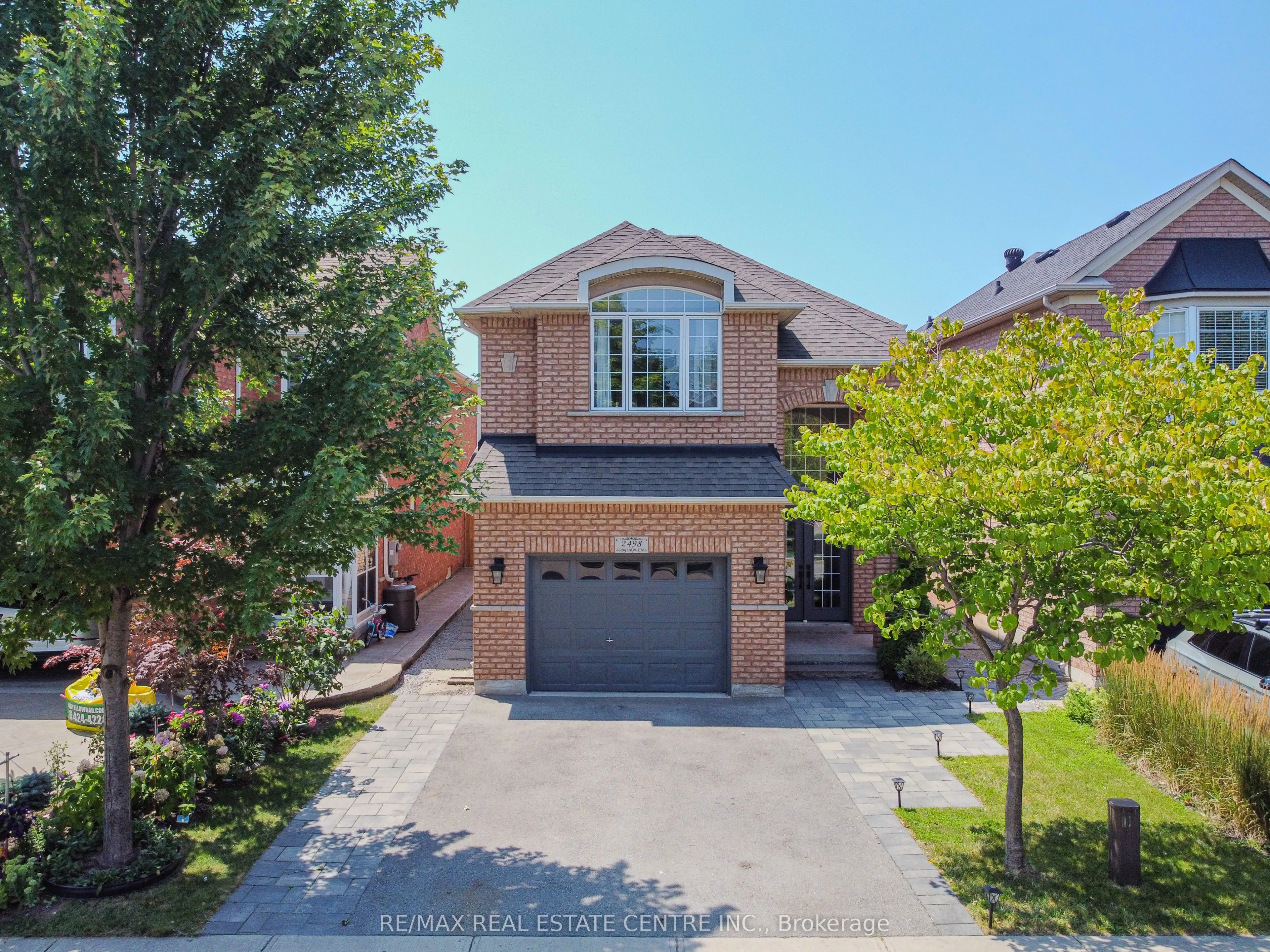 2498 Longridge Crescent, ON L6H 6S2