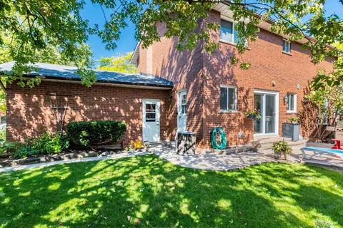 1404 Kimberley Drive, ON L6H 2W6