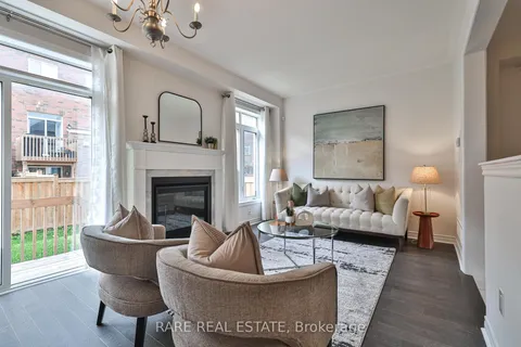 129 Marigold Gardens, ON L6H 0Y1