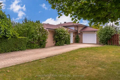 1192 Chada Avenue, ON L5C 1P9