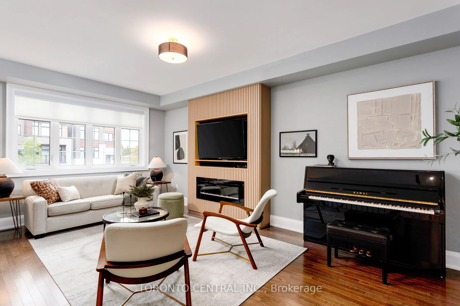 9 Chimney Swift Court, ON M9B 0C6