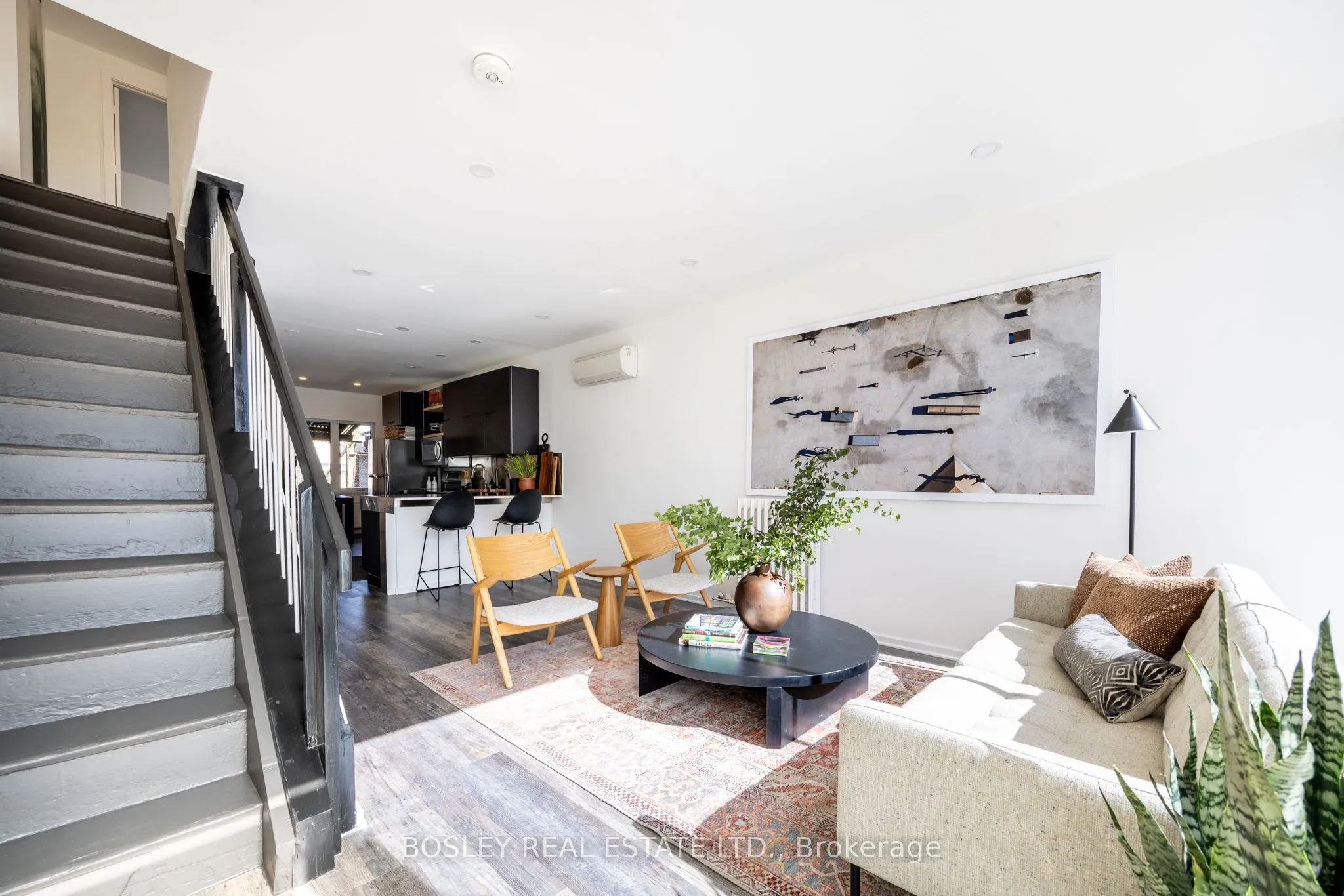 1007 Weston Road, ON M6N 3R9