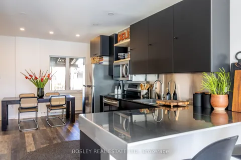 1007 Weston Road, ON M6N 3R9