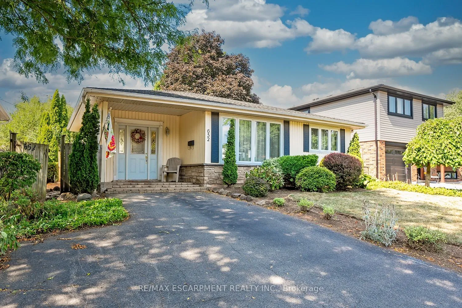 652 Ardleigh Crescent, ON L7L 4K8