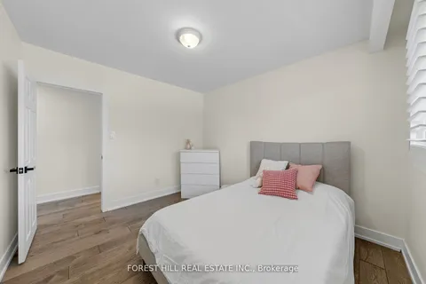 37 Cherry Post Crescent, ON M9C 2J9