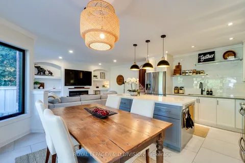 2448 Capilano Crescent, ON L6H 6L3