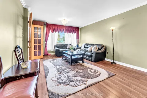 19 Ava Court, ON L6T 1L5