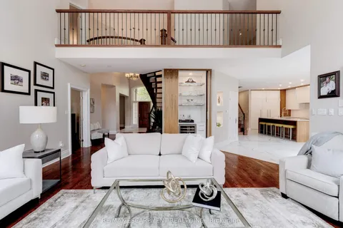 290 Shoreacres Road, ON L7L 2H4