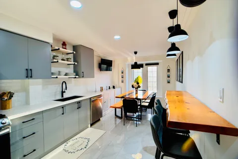 85 Ozner Court, ON L6X 4Y9