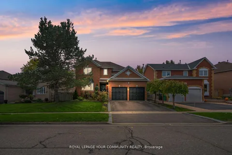 104 Taylorwood Avenue, ON L7E 1H9