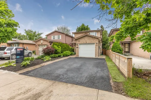 37 Vodden Street, ON L6X 2W6