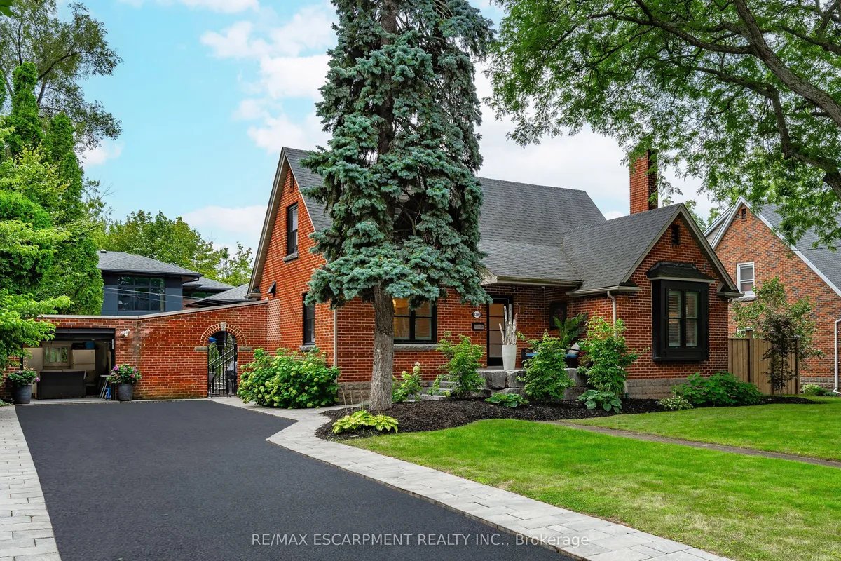 1390 Halifax Place, ON L7S 1J6