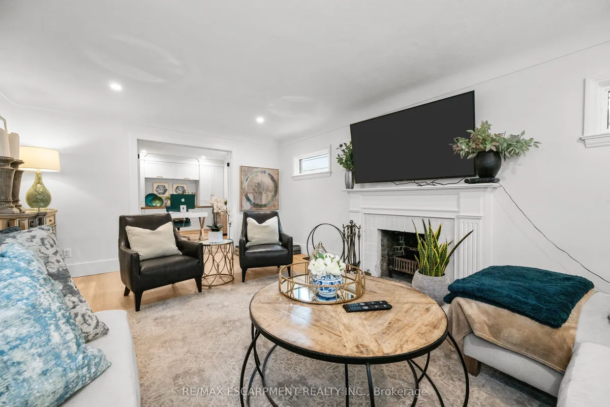 1390 Halifax Place, ON L7S 1J6