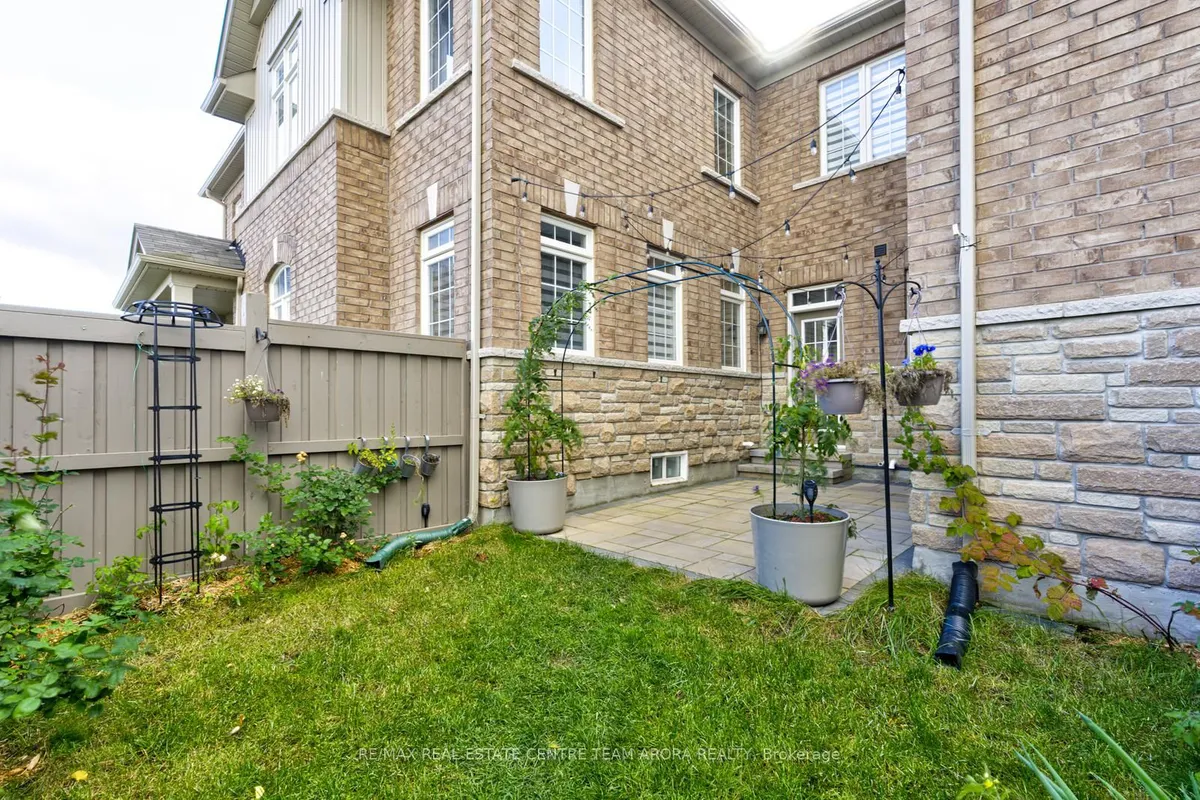 29 Novice Drive, ON L7A 4X1